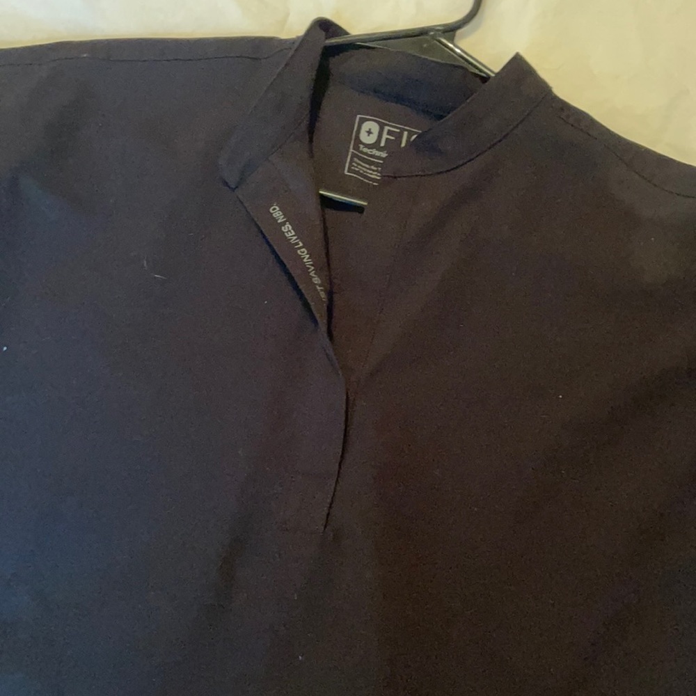 FIGS Black Scrub Tops